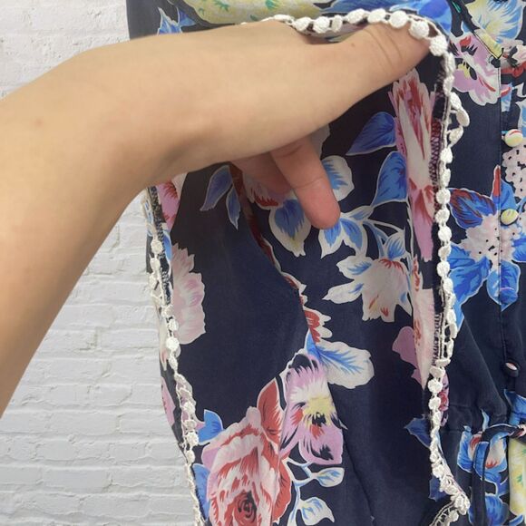 Yumi Kim Shacara Silk Blouse S Floral Crochet Trim Cinched Waist V-Neck - Picture 11 of 16